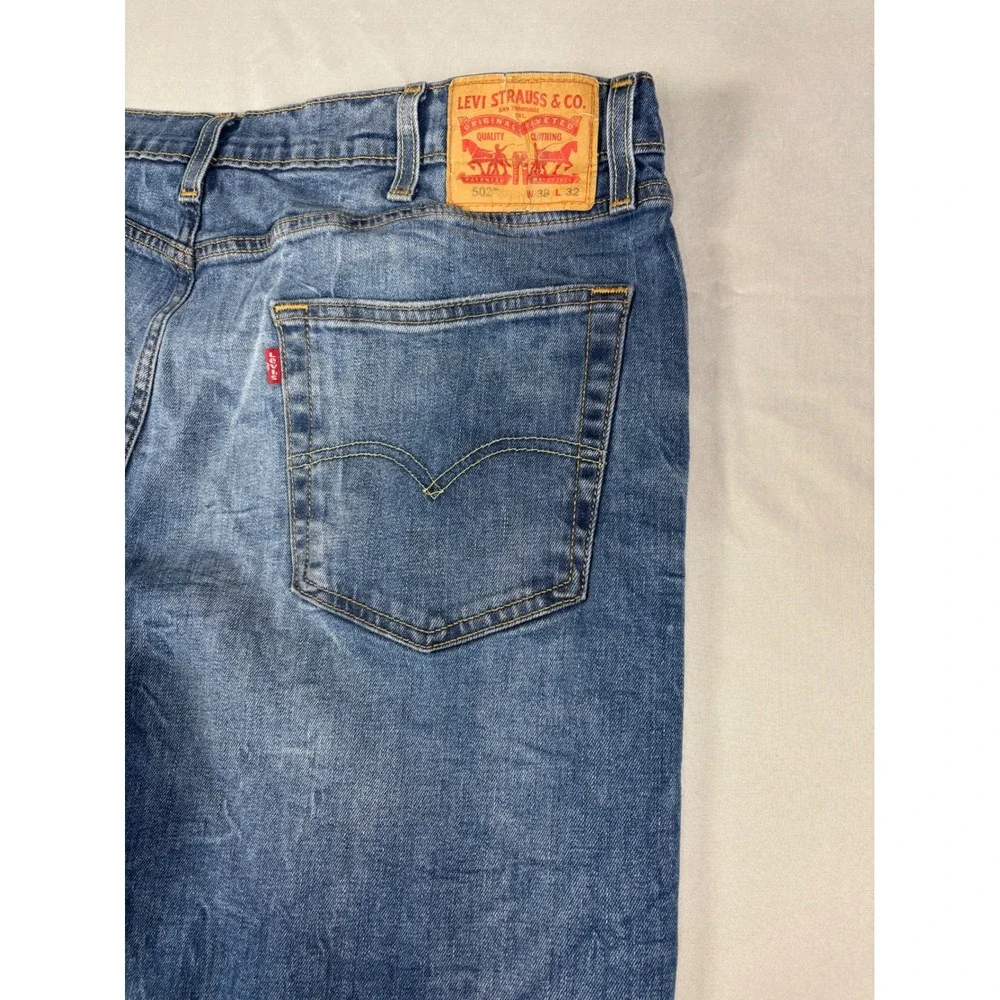 Levi's 502‎ Regular Taper Jeans Mens 38x32 Medium Wash Blue Denim